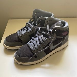 Nike Jordan 1 sneakers